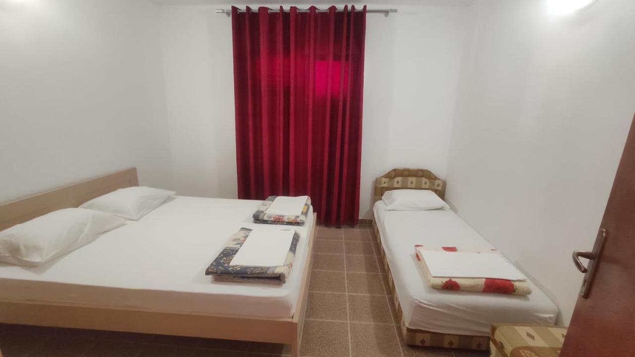 Apartments Marnikovic Улцинь Екстер'єр фото