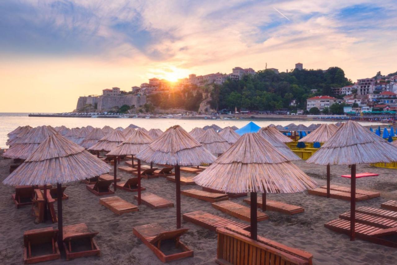 Apartments Marnikovic Улцинь Екстер'єр фото